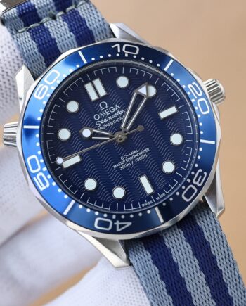 Seamaster 42mm 007 Edition with NATO Strap